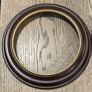 Vintage Van Hyman & Smythe round wood plate holder/ frame
